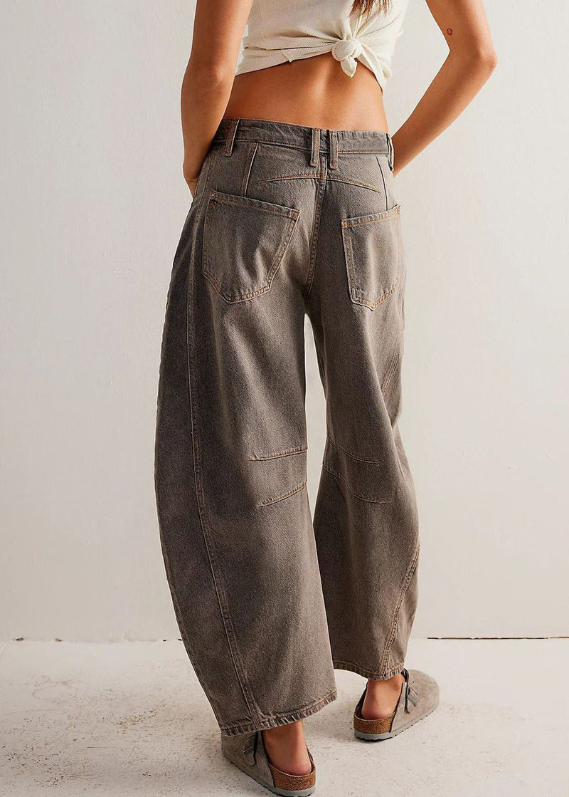 Sophisticated Pants with a Clean Classic Look