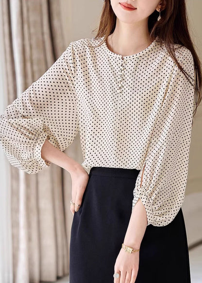 Polished Top with an Effortless Classic Look