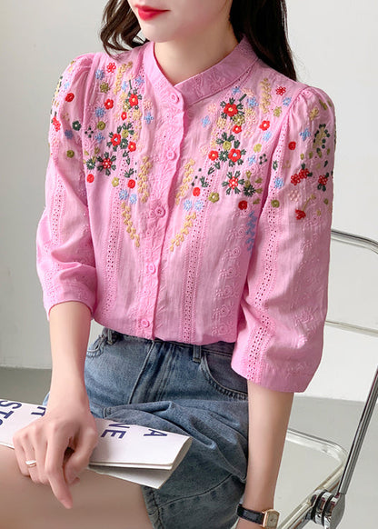 Effortlessly Elegant Blouse with a Timeless Design