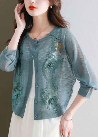 Effortlessly Elegant Cardigan with a Timeless Design