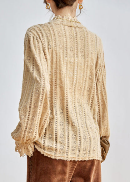 Effortlessly Elegant Shirt with a Timeless Design