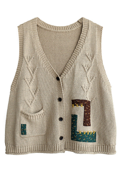 A Vintage Style Coat with Delicate Timeless Details
