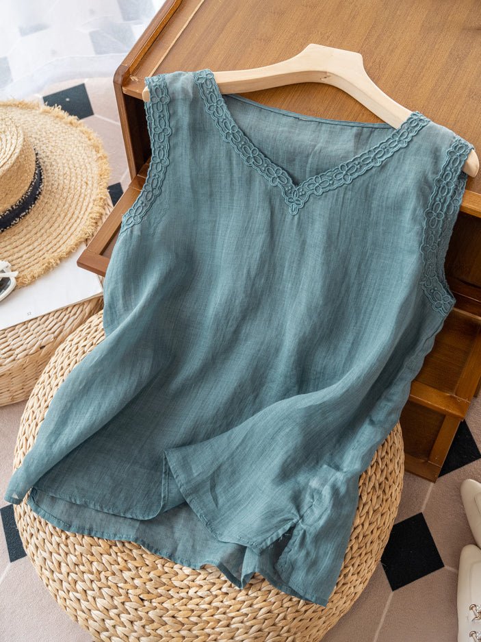 Sophisticated Garment with a Clean Classic Look