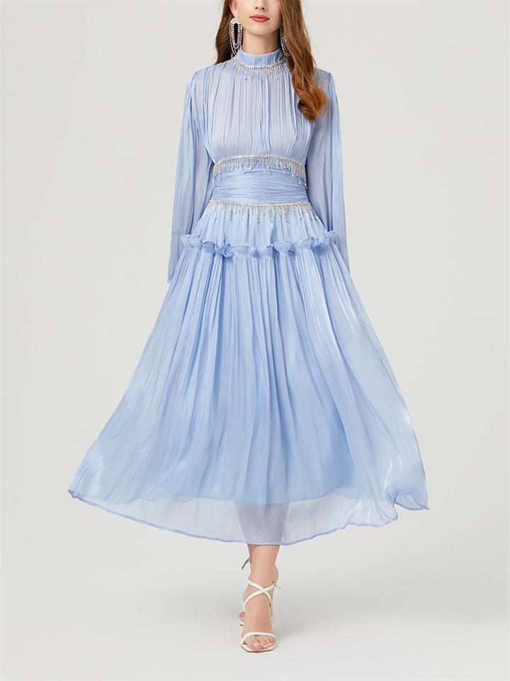 Beautifully Finished Dress in a Timeless Design