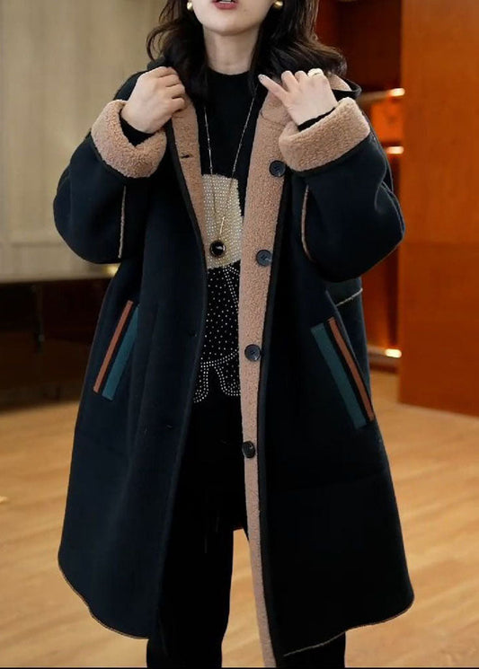 Elegantly Styled Coat for Everyday Wear