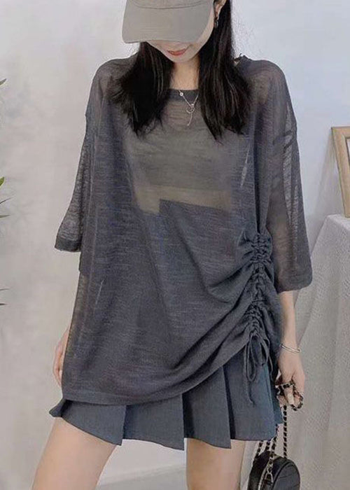 Effortlessly Elegant Top with a Timeless Design