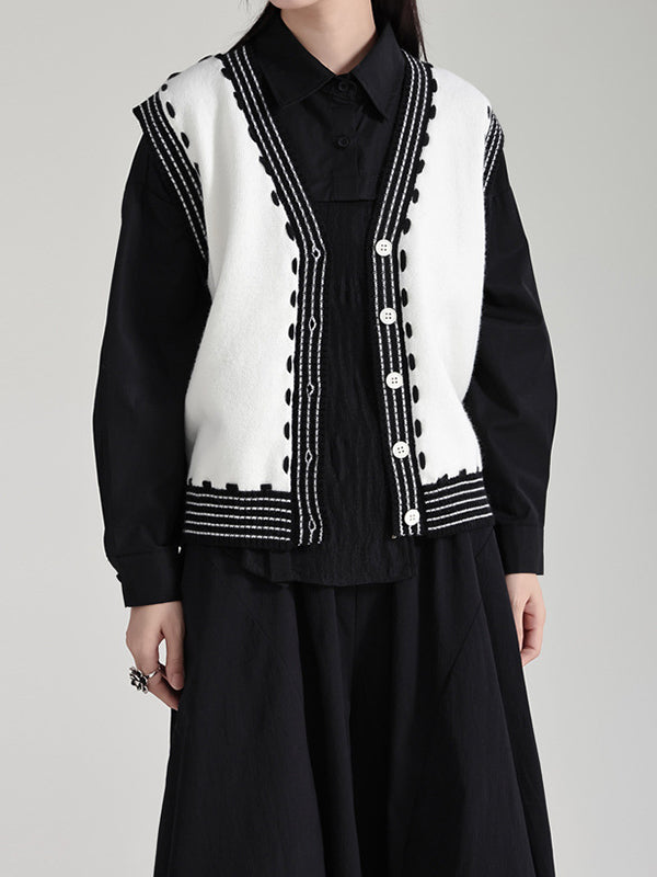 Effortlessly Elegant Garment with a Timeless Design