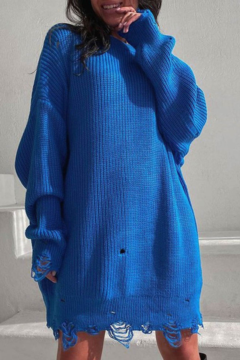 Well Tailored Sweater with a Graceful Silhouette