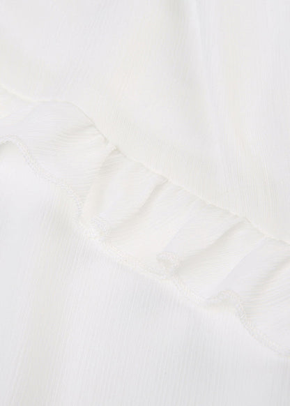 Well Tailored Garment with a Graceful Silhouette