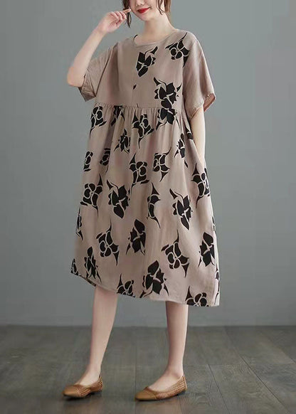 Classic Vintage Pullover with a Flattering Fit