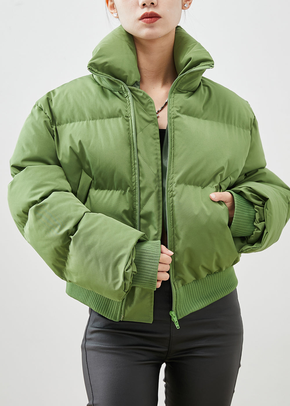 Effortlessly Elegant Coat with a Timeless Design