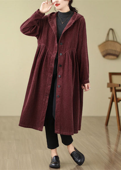 Well Tailored Coat with a Graceful Silhouette