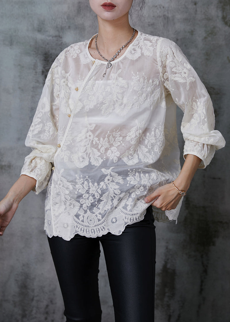 Classic Vintage Shirt with a Flattering Fit