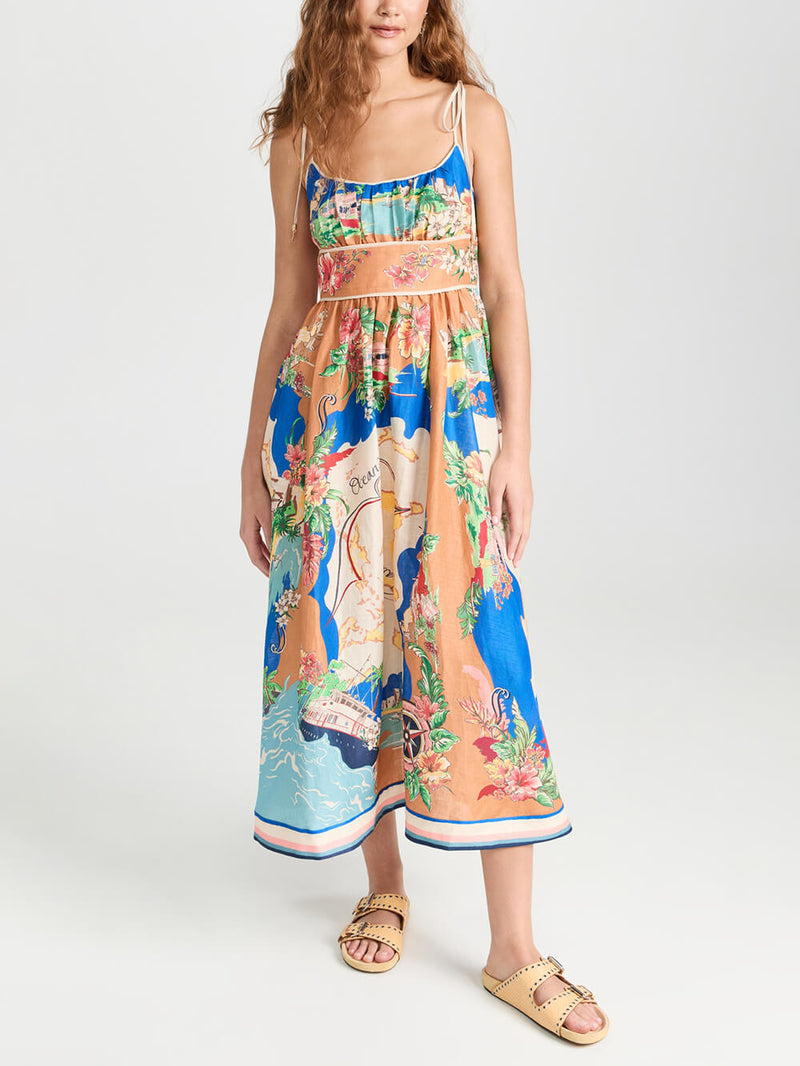 Well Tailored Dress with a Graceful Silhouette