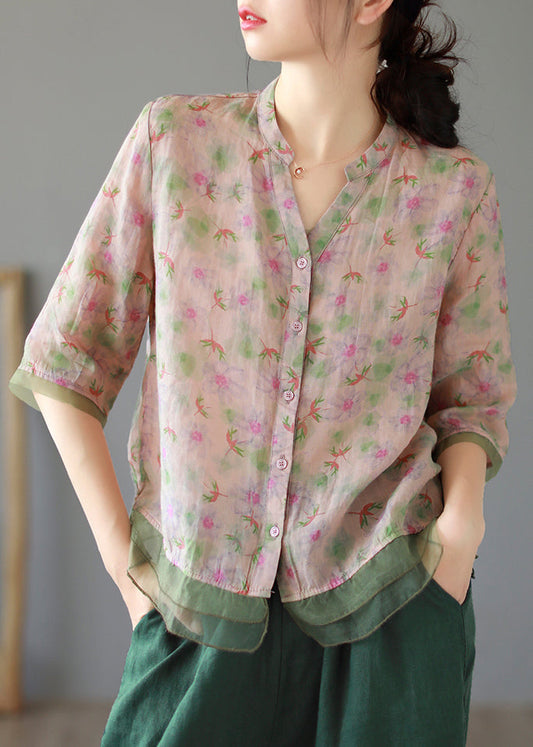 Well Tailored Blouse with a Graceful Silhouette