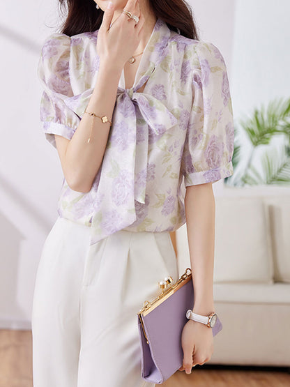 Well Tailored Top with a Graceful Silhouette