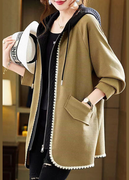 Beautifully Finished Coat in a Timeless Design
