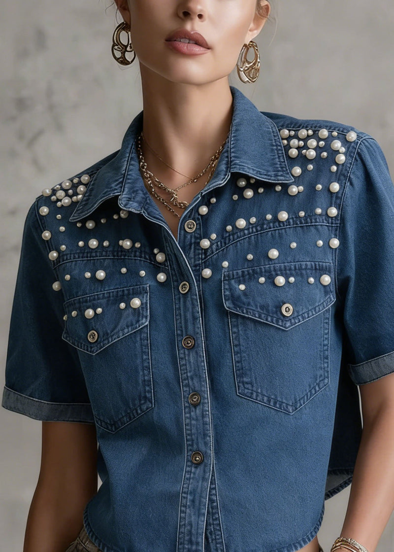 Sophisticated Shirt with a Clean Classic Look