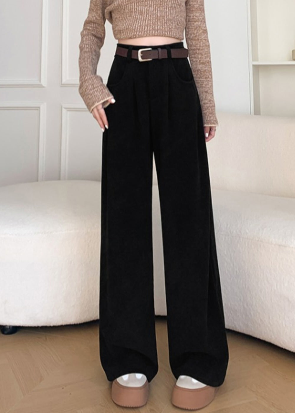 Polished Pants with an Effortless Classic Look
