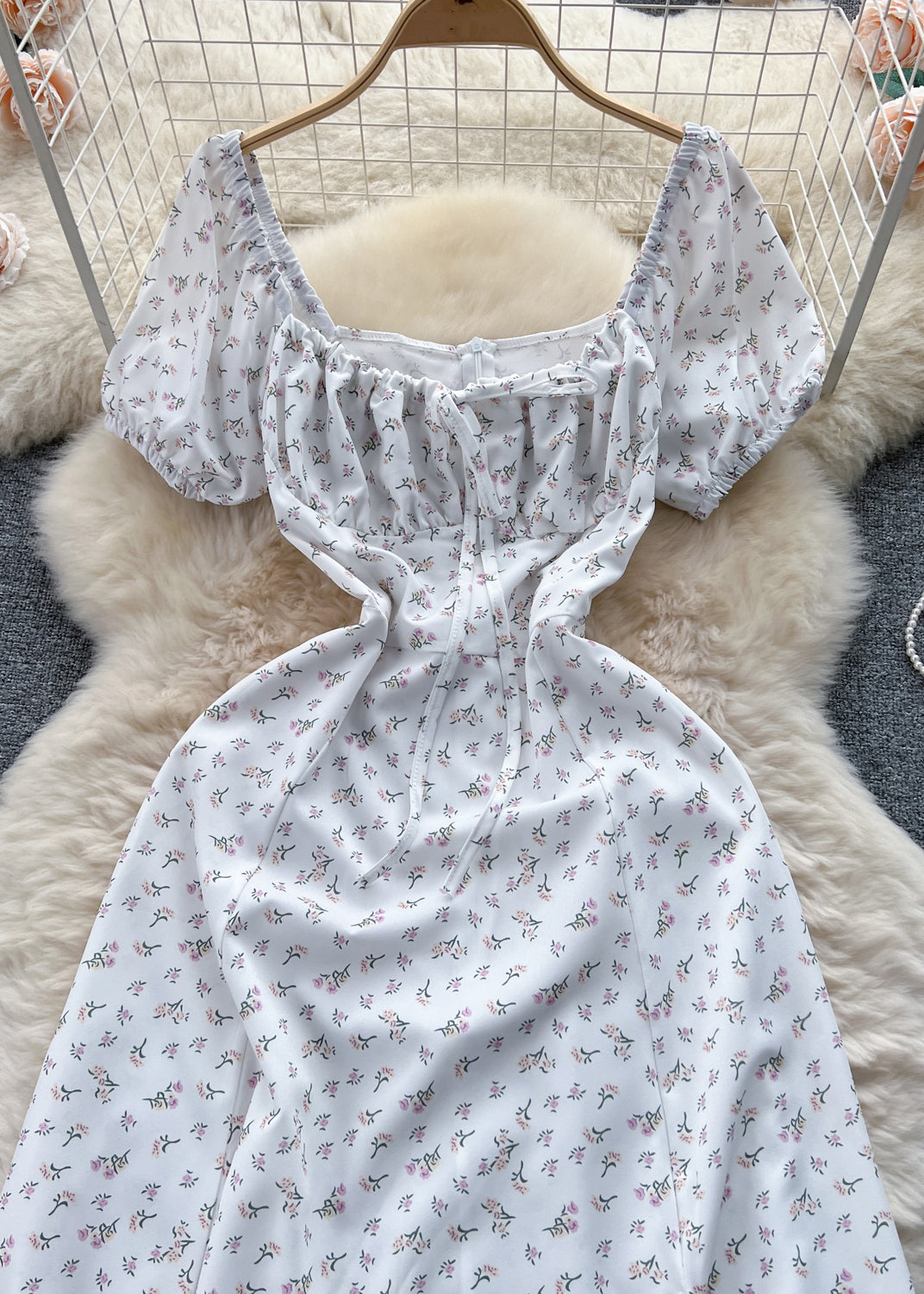 Classic Vintage Dress with a Flattering Fit