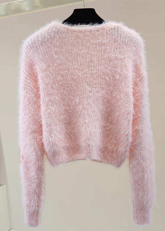 Effortlessly Elegant Sweater with a Timeless Design
