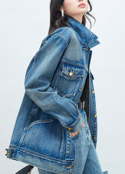 Classic Vintage Coat with a Flattering Fit