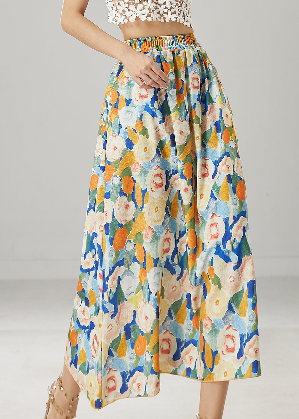 Beautifully Finished Garment in a Timeless Design
