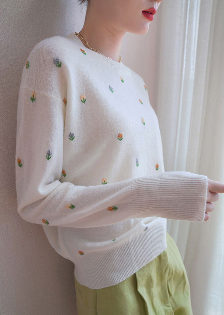 Elegantly Styled Sweater for Everyday Wear
