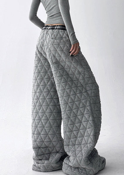 Beautifully Finished Pants in a Timeless Design