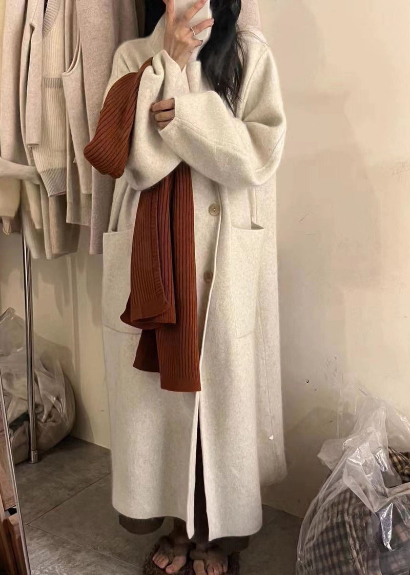 Gracefully Styled Coat for Any Occasion