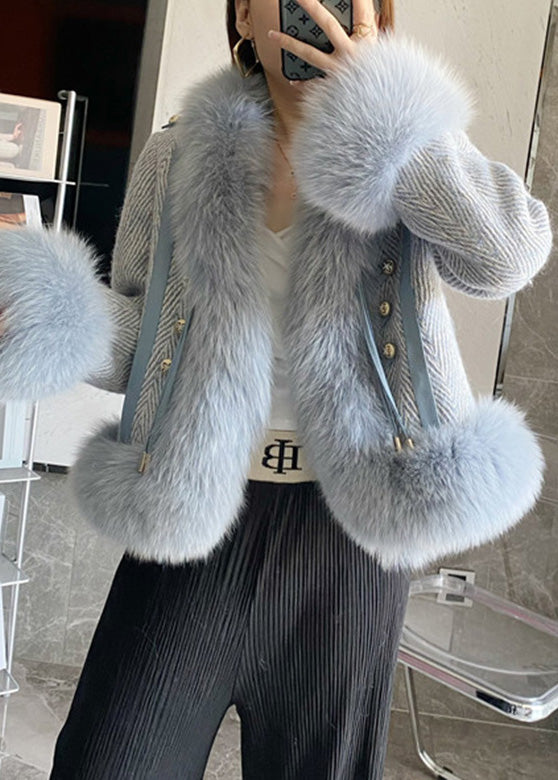 Sophisticated Coat with a Clean Classic Look