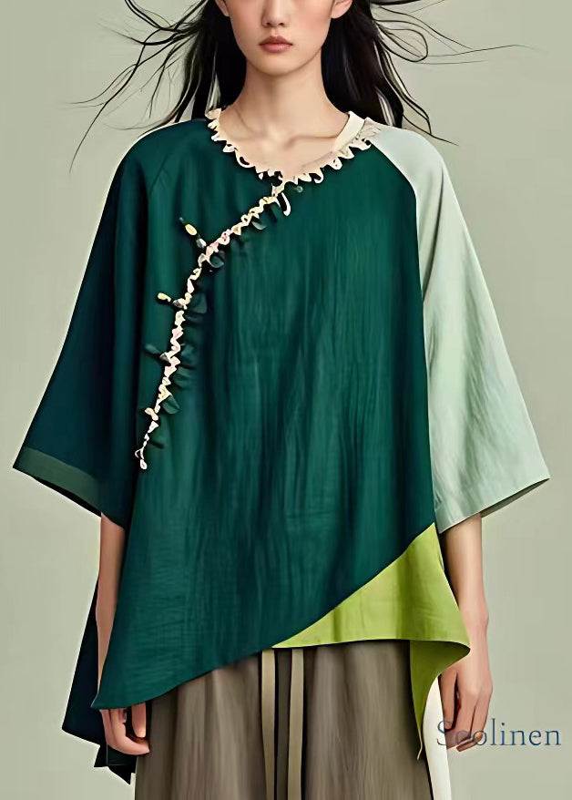 Classic Vintage Shirt with a Flattering Fit