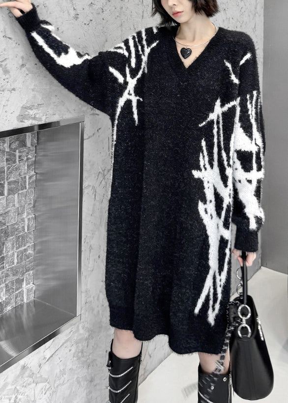 Gracefully Styled Sweater for Any Occasion