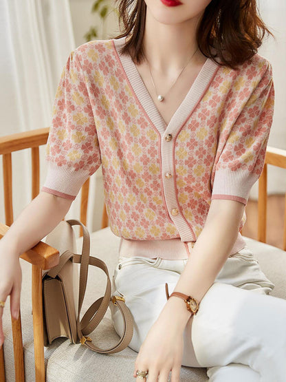 Classic Vintage Cardigan with a Flattering Fit