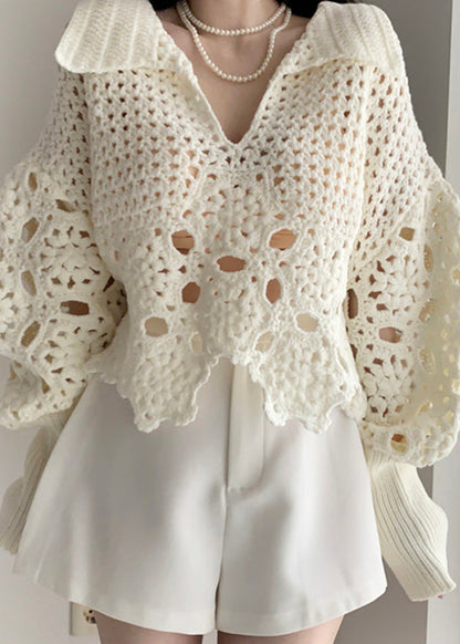 Classic Vintage Sweater with a Flattering Fit