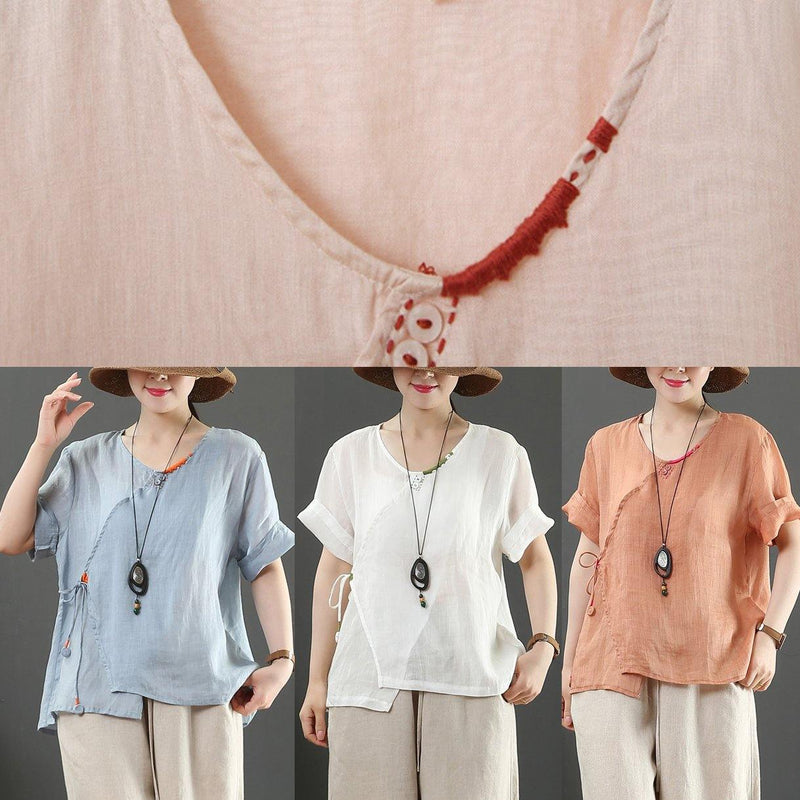 Classic Vintage Blouse with a Flattering Fit