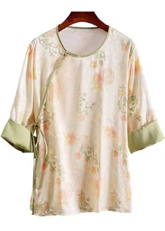 Beautifully Finished Top in a Timeless Design