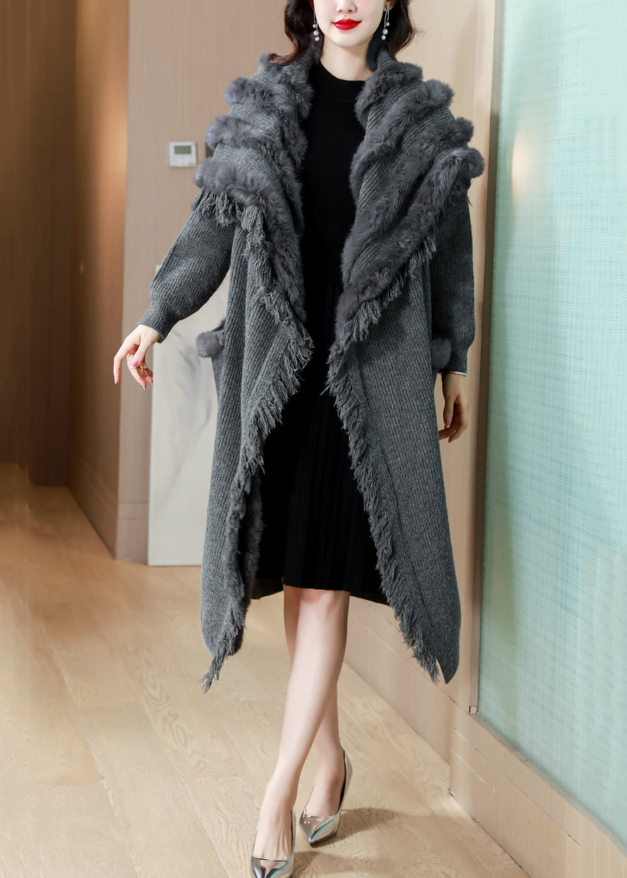 Well Tailored Cardigan with a Graceful Silhouette
