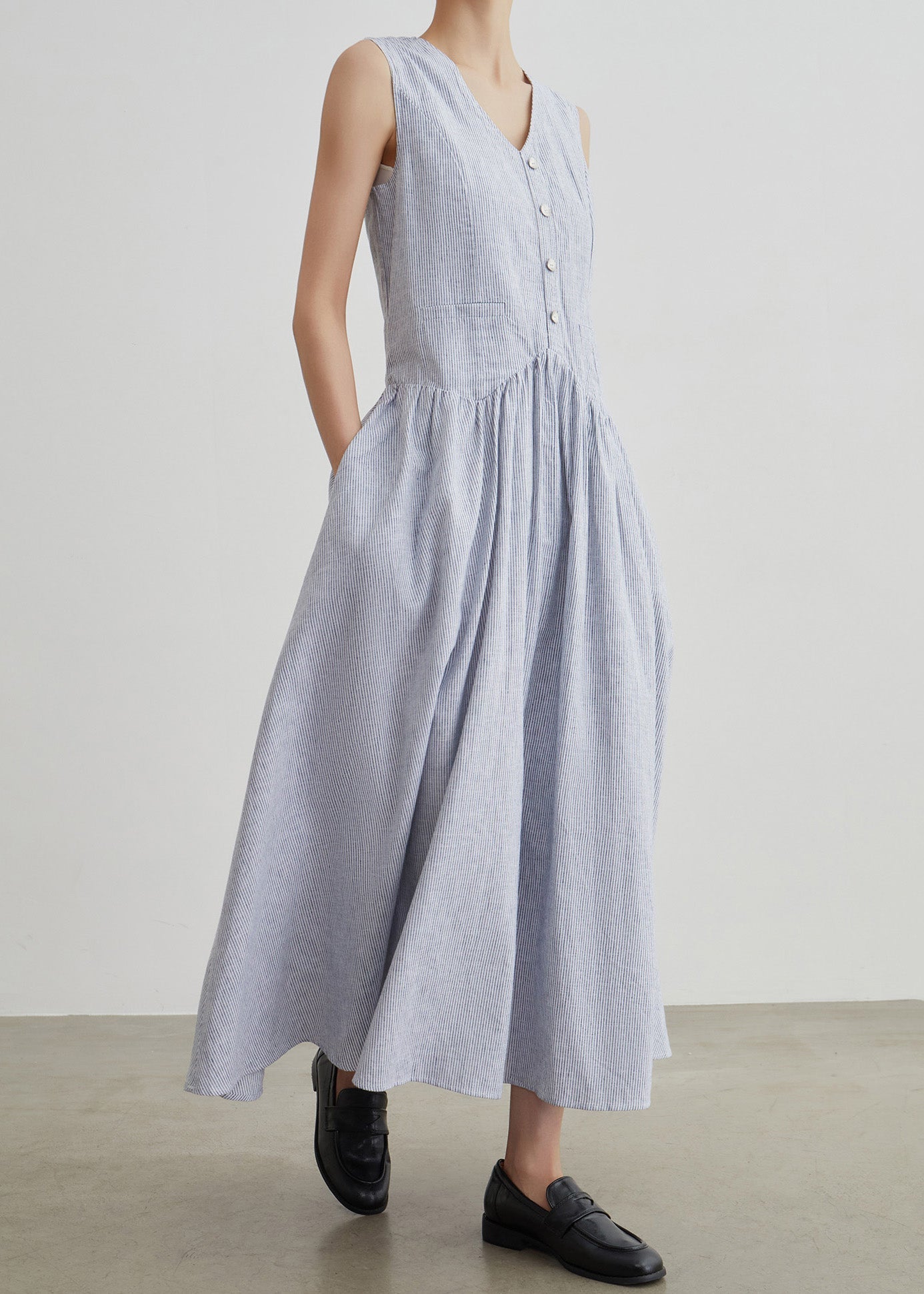 Polished Dress with an Effortless Classic Look