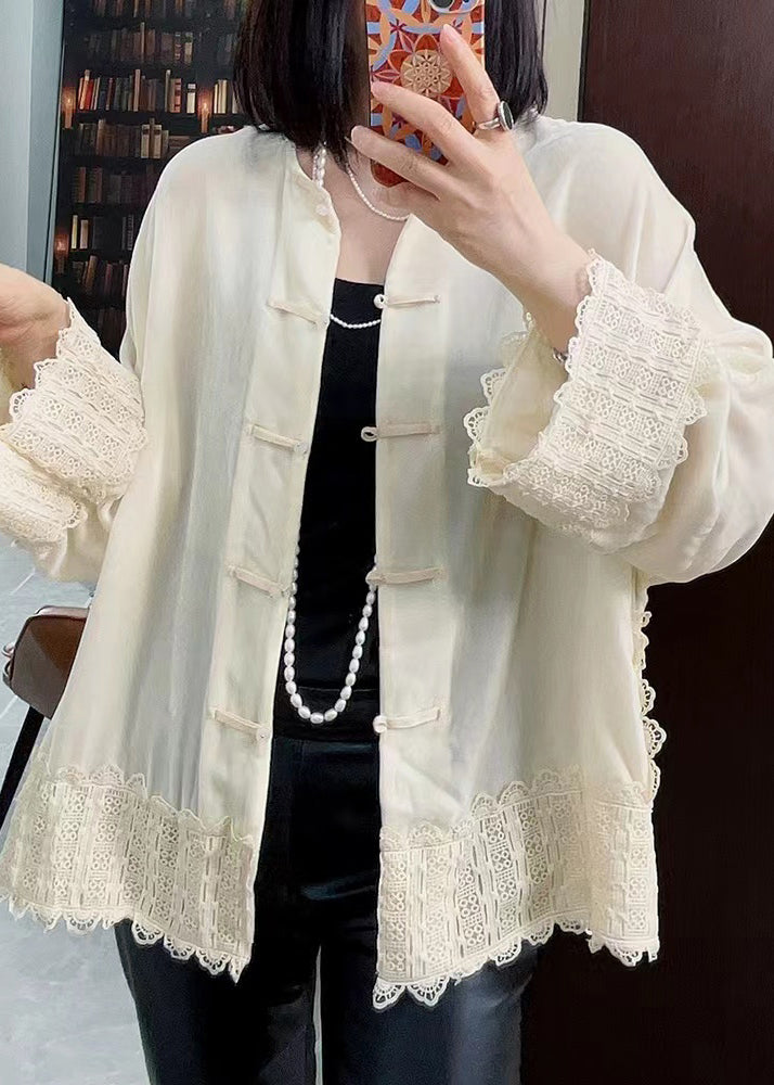 Gracefully Styled Coat for Any Occasion