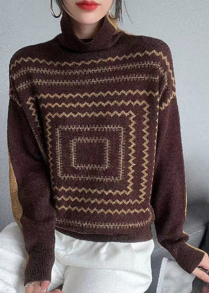 Well Tailored Sweater with a Graceful Silhouette