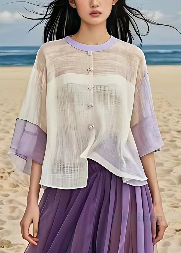 Classic Vintage Shirt with a Flattering Fit
