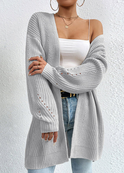 Well Tailored Cardigan with a Graceful Silhouette