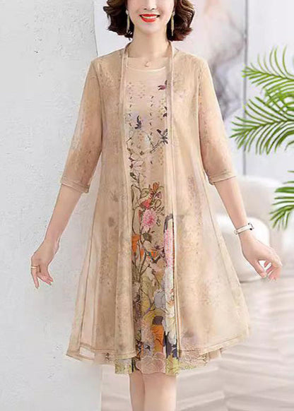 Well Tailored Cardigan with a Graceful Silhouette