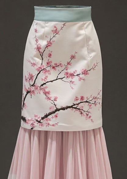 Well Tailored Garment with a Graceful Silhouette