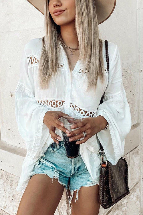 Effortlessly Elegant Shirt with a Timeless Design