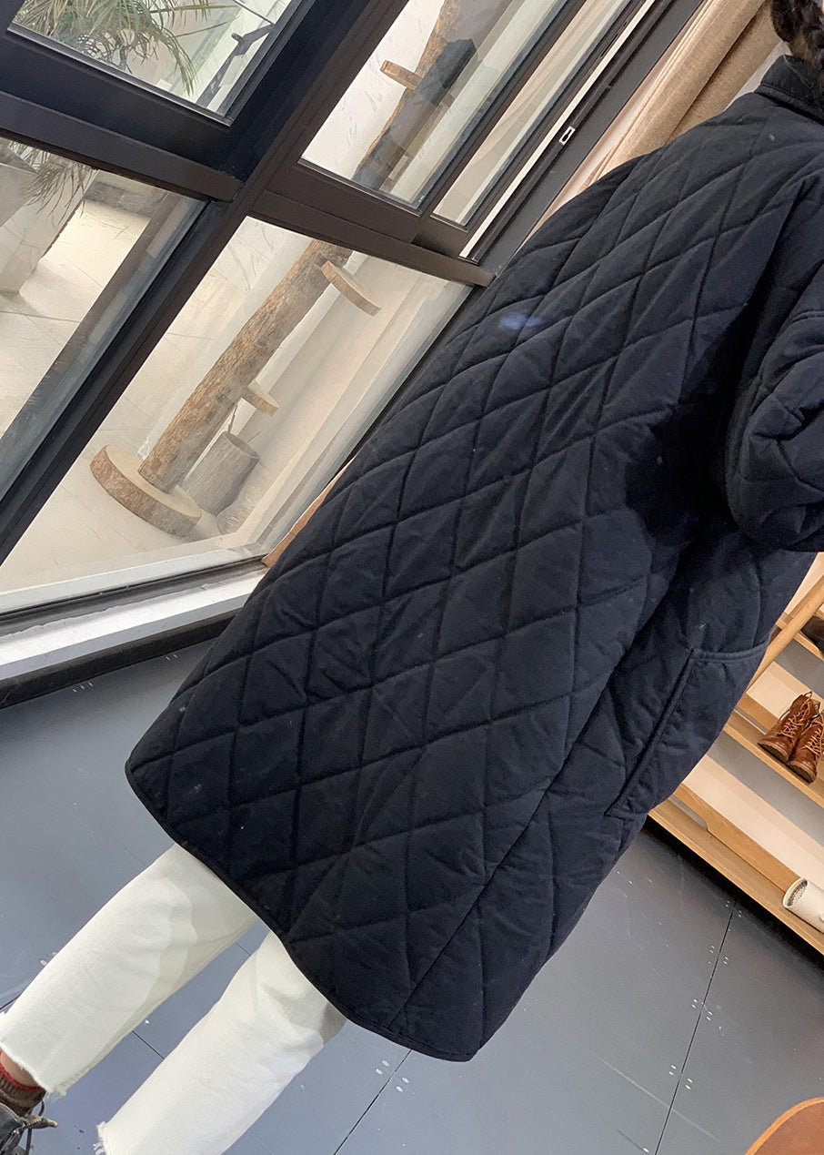 Classic Vintage Coat with a Flattering Fit
