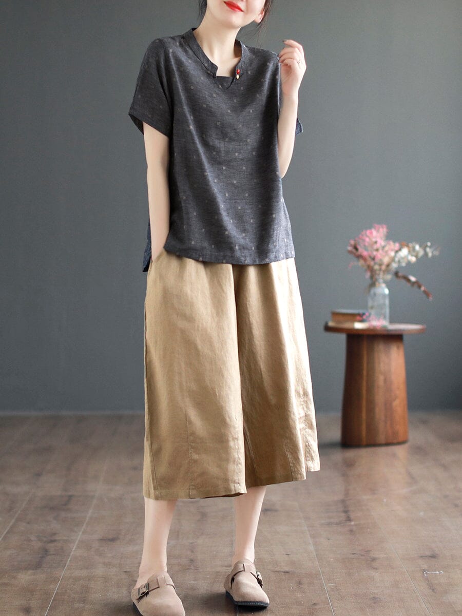 Effortlessly Elegant T-Shirt with a Timeless Design