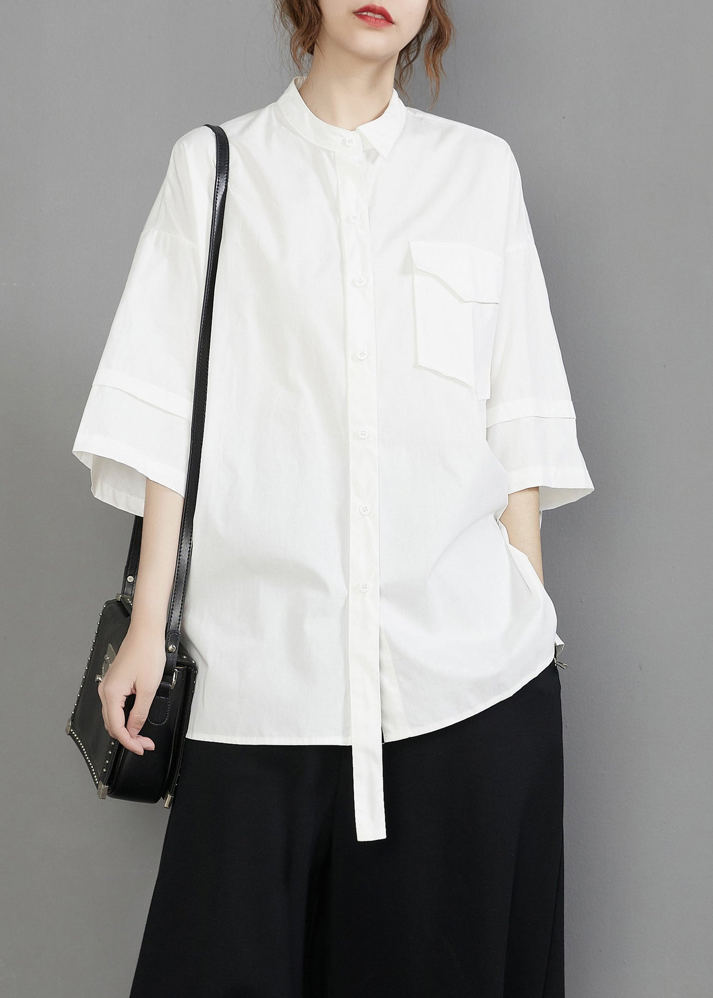 Well Tailored Blouse with a Graceful Silhouette