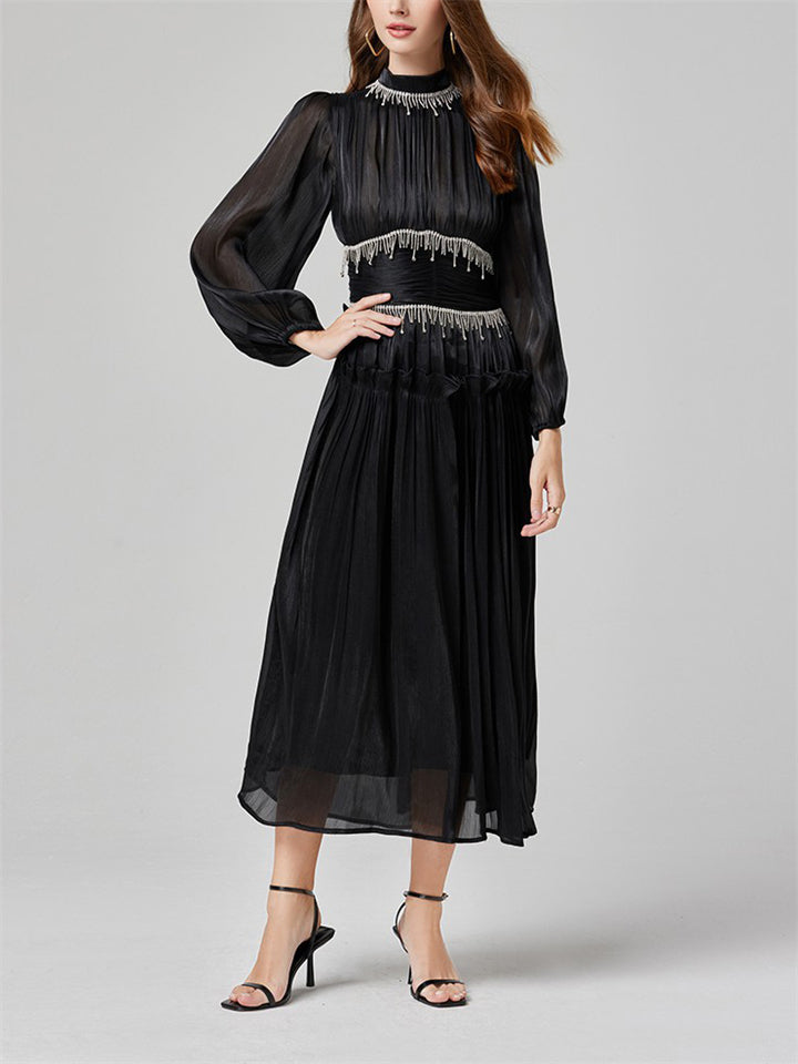 Beautifully Finished Dress in a Timeless Design